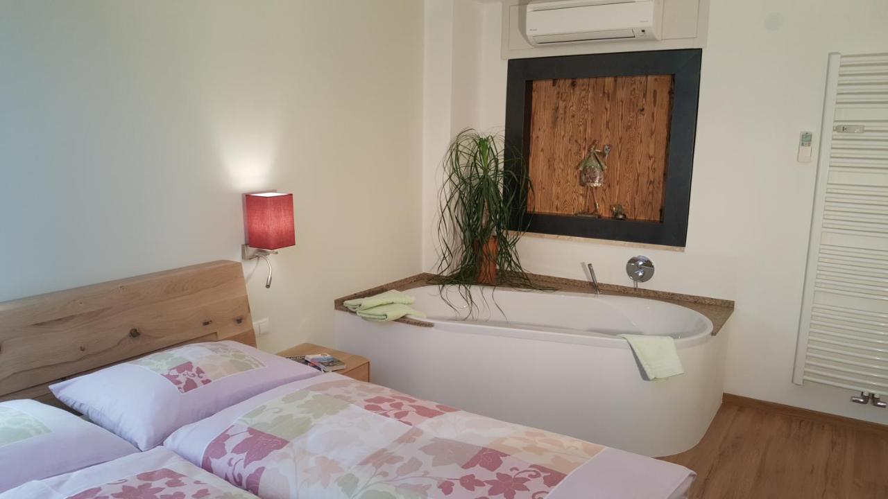 Viadolcevita - Gruene Gaestewohnung Lana Exteriér fotografie